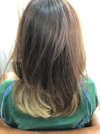 ミディアム 🐆アンドウ チカコ🦓のヘアスタイル
