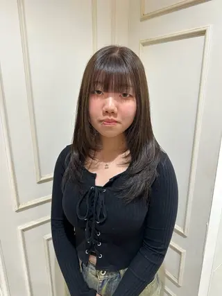 セミロング 似合わせレイヤー 海外風レイヤーmioのヘアスタイル