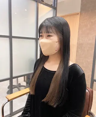 ロング 藤永 紗由香のヘアスタイル