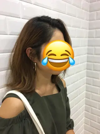 ミディアム 丸茂 聖名のヘアスタイル