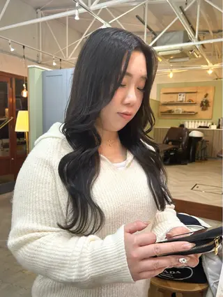 カラー CUEON.ciea所属・君島 花楓のヘアスタイル