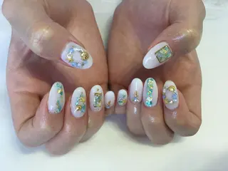 ネイル 💎🐰 saki. m 🐰💎のネイルデザイン