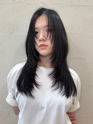 ロング 韓国風🇰🇷レイヤ ーKEI🇰🇷のヘアスタイル