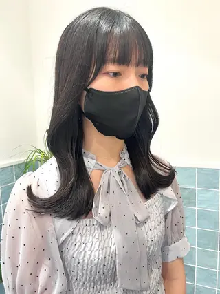 セミロング 三輪 珠美のヘアスタイル