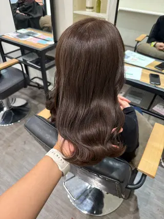 セミロング カラー 艶髪レイヤー上田 紗也🇰🇷💗のヘアスタイル