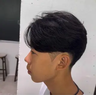 メンズ マッシュパーマ fifth岡村優作のヘアスタイル