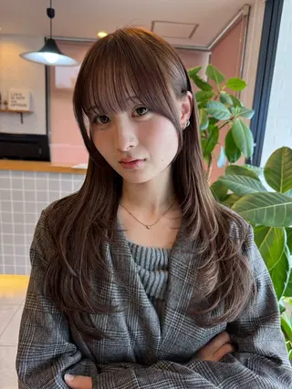 ロング 福井 珠乃のヘアスタイル