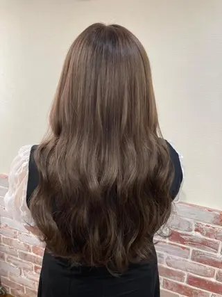 カラー ロング Reflet 新宿/プルエクステのヘアスタイル