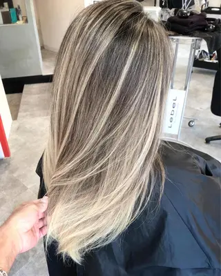 ロング カラー パーマ ヘアアレンジ メンズ キッズ ネイル マツエク・マツパ Laff難波店所属・林 バンフムのヘアスタイル