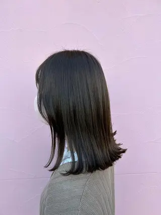セミロング レイヤー/ブリーチ/ 渋谷/ルル🌿のヘアスタイル