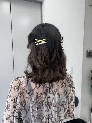 ヘアアレンジ monaヘアアレンジ 🎀/お呼ばれのヘアスタイル
