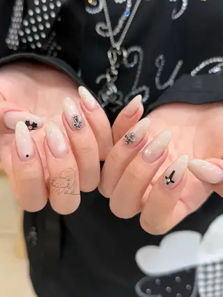 ネイル ronronne .のネイルデザイン