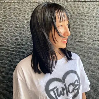 セミロング カラー KAWATOKO MISUZUのヘアスタイル
