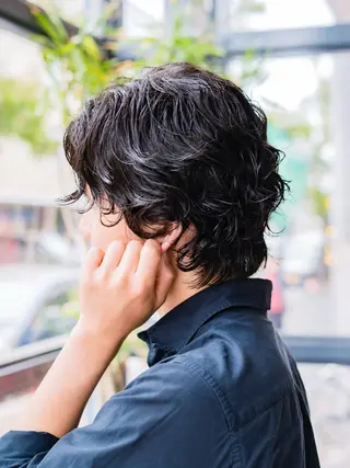 ショート パーマ メンズ 難波 侑希のヘアスタイル