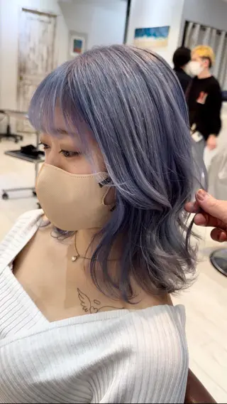 セミロング カラー ブリーチ koheiのヘアスタイル