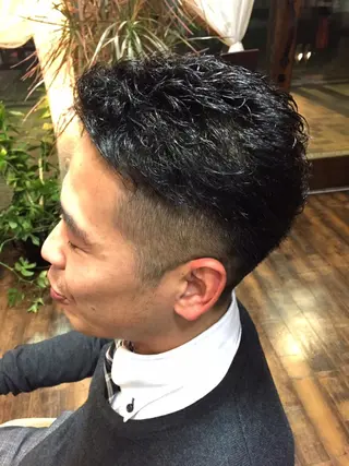 ショート メンズ 河内 哲也のヘアスタイル