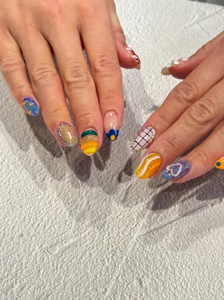 ネイル Nobody_ Karenのネイルデザイン