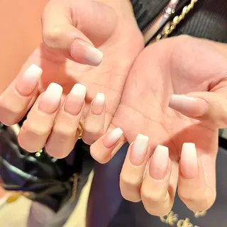 ネイル Jr.ネイリスト🤍 【Alissa】新栄のネイルデザイン
