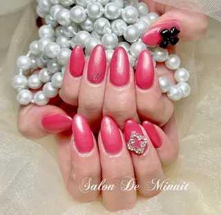 ネイル Momo 🤍のネイルデザイン