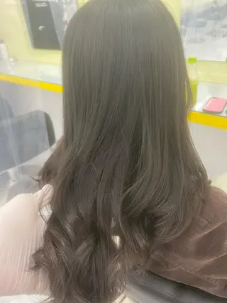セミロング カラー パーマ ヘアアレンジ ネイル マツエク・マツパ 韓国風ベージュ🤎 赤みなし🌿横浜🤎のヘアスタイル