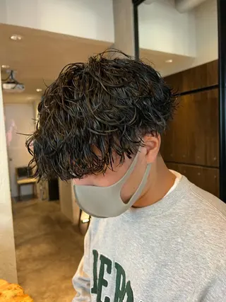 ショート パーマ メンズ 波巻きスパイラルパー マ/シャドウパーマ駿のヘアスタイル
