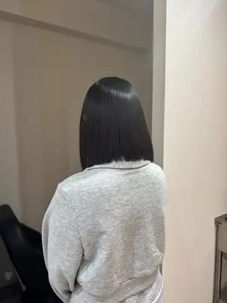 ミディアム カラー 大人な抜け感レイヤー remi🖤のヘアスタイル