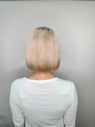 ミディアム カラー ブリーチカラー🦖 岡部木乃夏のヘアスタイル