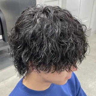 パーマ メンズ 深谷 侑亮のヘアスタイル