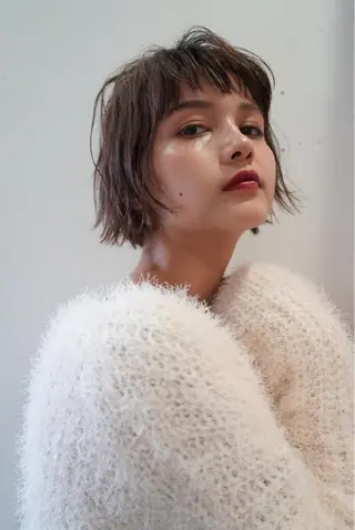 ショート カラー yah iroのヘアスタイル