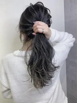 セミロング カラー _WHITE+ 南海難波店のヘアスタイル