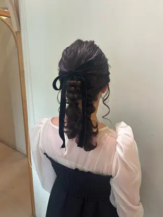 セミロング ヘアアレンジ ボウ🪞ヘアセット /メイク/マツパのマツエク・マツパデザイン