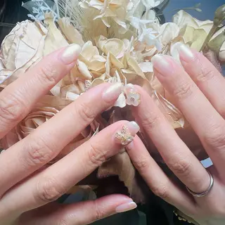 ネイル uu ネイルサロン関内🌼のネイルデザイン