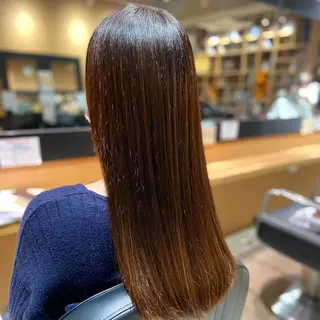 ロング IWASHITA TAKESHIのヘアスタイル