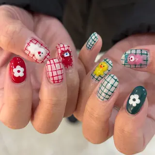 ネイル 栗田 ゆう子のネイルデザイン