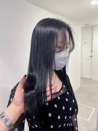 ロング カラー 暗髪🩶ラベンダー/ ブルー/ユウナ🤍のヘアスタイル