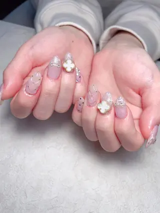 ネイル Maggie Nail🦩のネイルデザイン