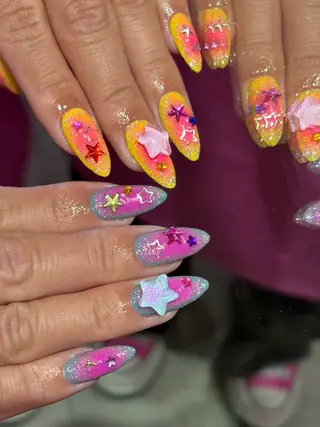 ネイル PINS16✴︎ 原宿ネイリストumiのネイルデザイン