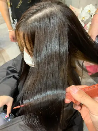 ロング カラー レイヤーカット匠 イソザキノリユキのヘアスタイル