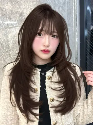 セミロング 谷川が作る熊本1🥇 レイヤーカットのヘアスタイル
