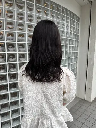 ミディアム パーマ 仲野 亜由美のヘアスタイル
