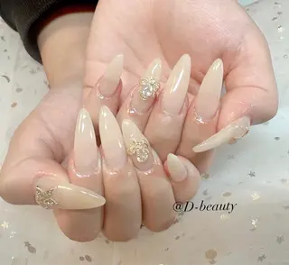 ネイル D-BEAUTY Nailsalonのネイルデザイン