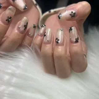 ネイル 【Aymé】 AMIのネイルデザイン