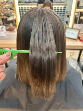 ミディアム カラー 💎艶髪／美髪特化 世麗💎のヘアスタイル