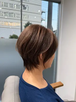 ショート カラー 脱白髪染め美容師 竹内涼乃のヘアスタイル