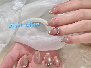 ネイル MoreGlam Nailsのネイルデザイン