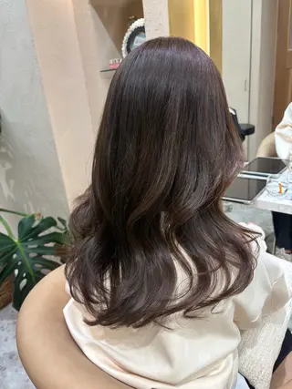 ロング Kanami/韓国風 /艶カラーのヘアスタイル
