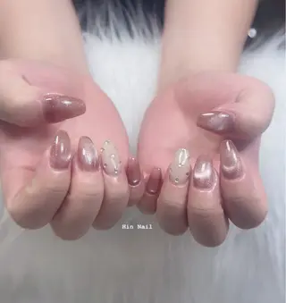 ネイル Hin Nailsのネイルデザイン