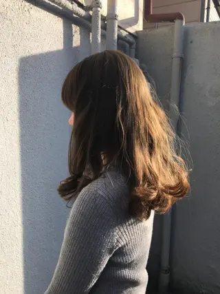 ロング K Kenのヘアスタイル