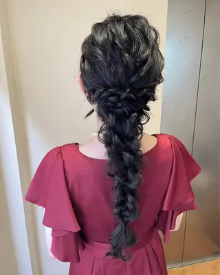 ロング ヘアアレンジ サソウ ユリエ🥥のヘアスタイル