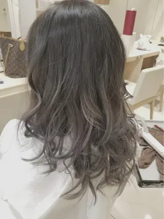 カラー 丸みショートボブ/ タッセルボブ 吉野のヘアスタイル